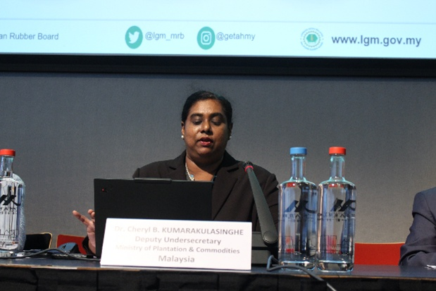 •	Dr. Cheryl Barr Kumarakulasinghe, Ministry of Plantation and Commodities, Malaysia 